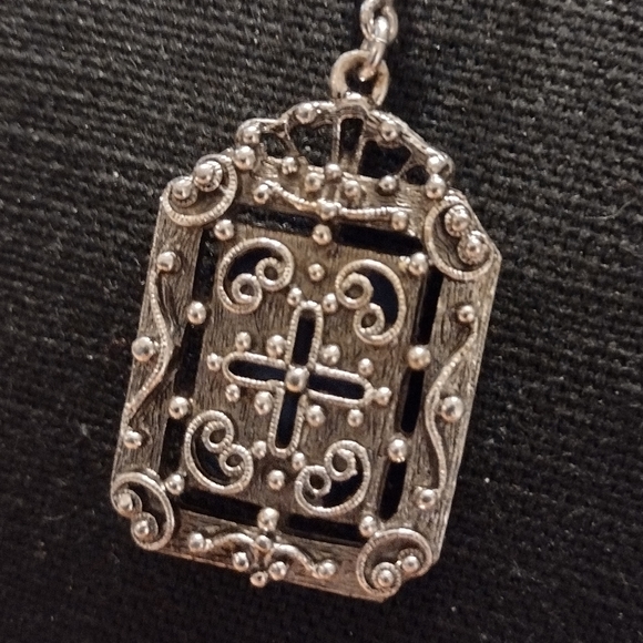 Sterling and lapis large pendant necklace - Picture 13 of 16